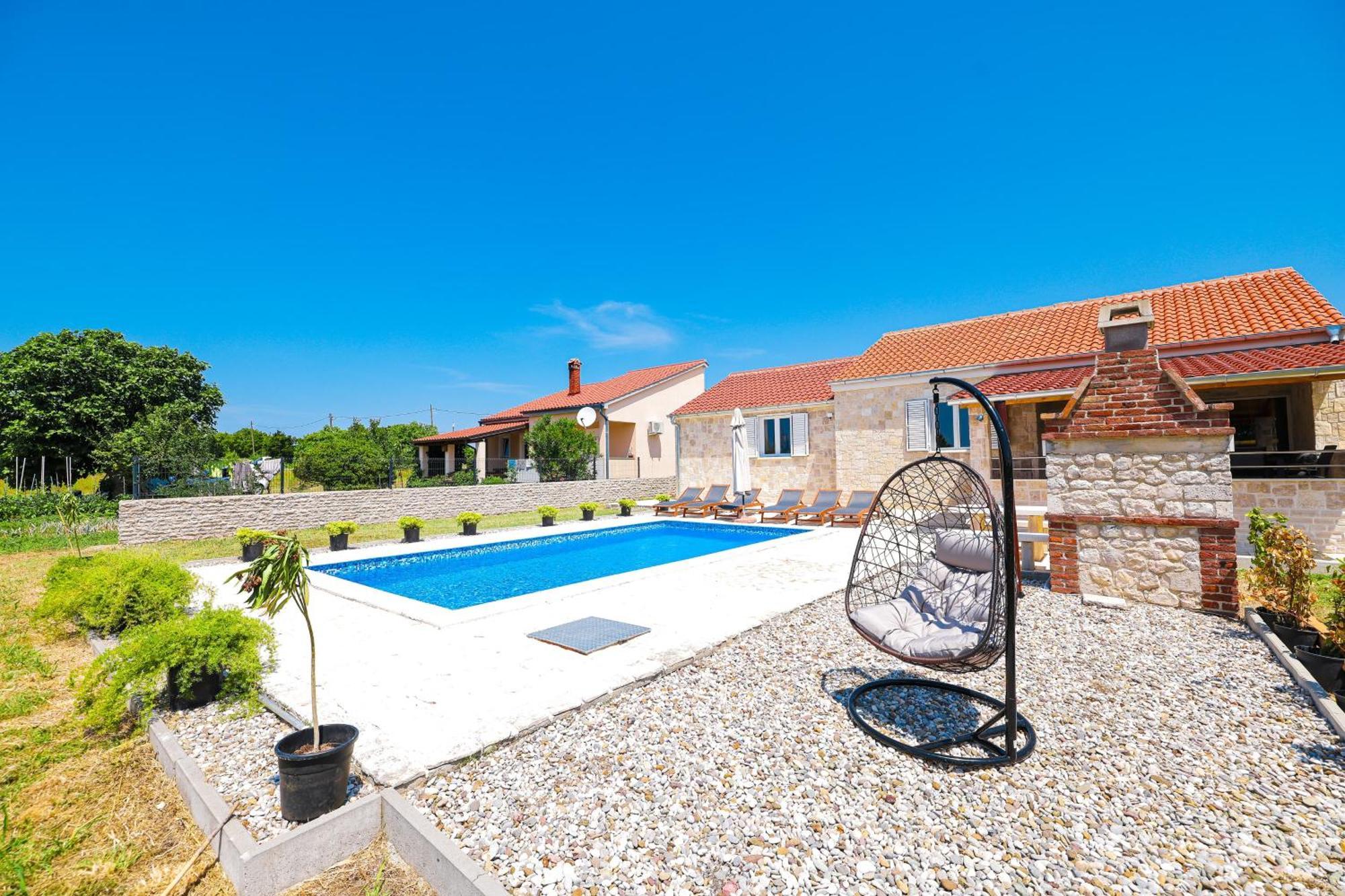 Stone House With Pool *